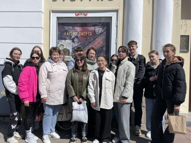 Вечер памяти: Кинопоказ в ‘Красной звезде’ в честь 80-летия Победы
