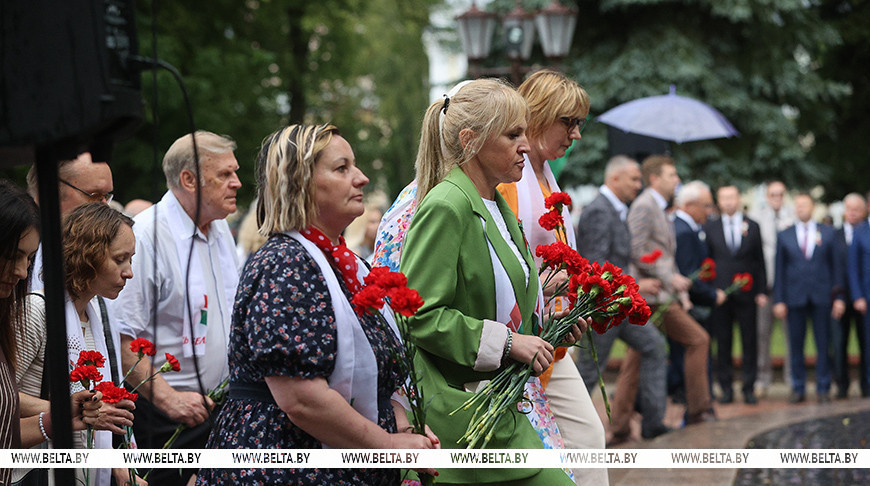 «Они сражались, чтобы мы мирно жили!». В Гродно прошел митинг ко Дню освобождения города