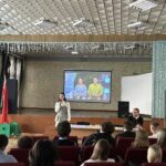 Семейная любовь и поддержка залог счастливого детства